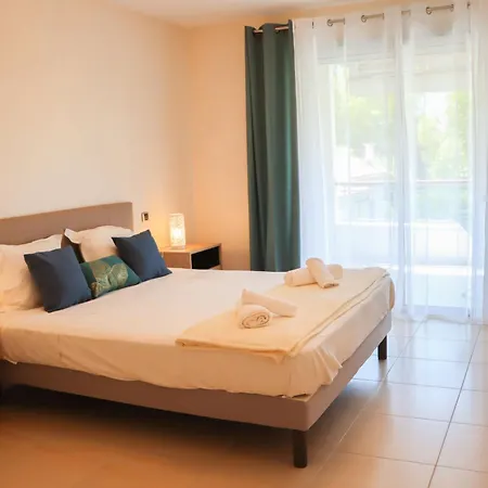 Cristal Croisette-5 By Interhome *